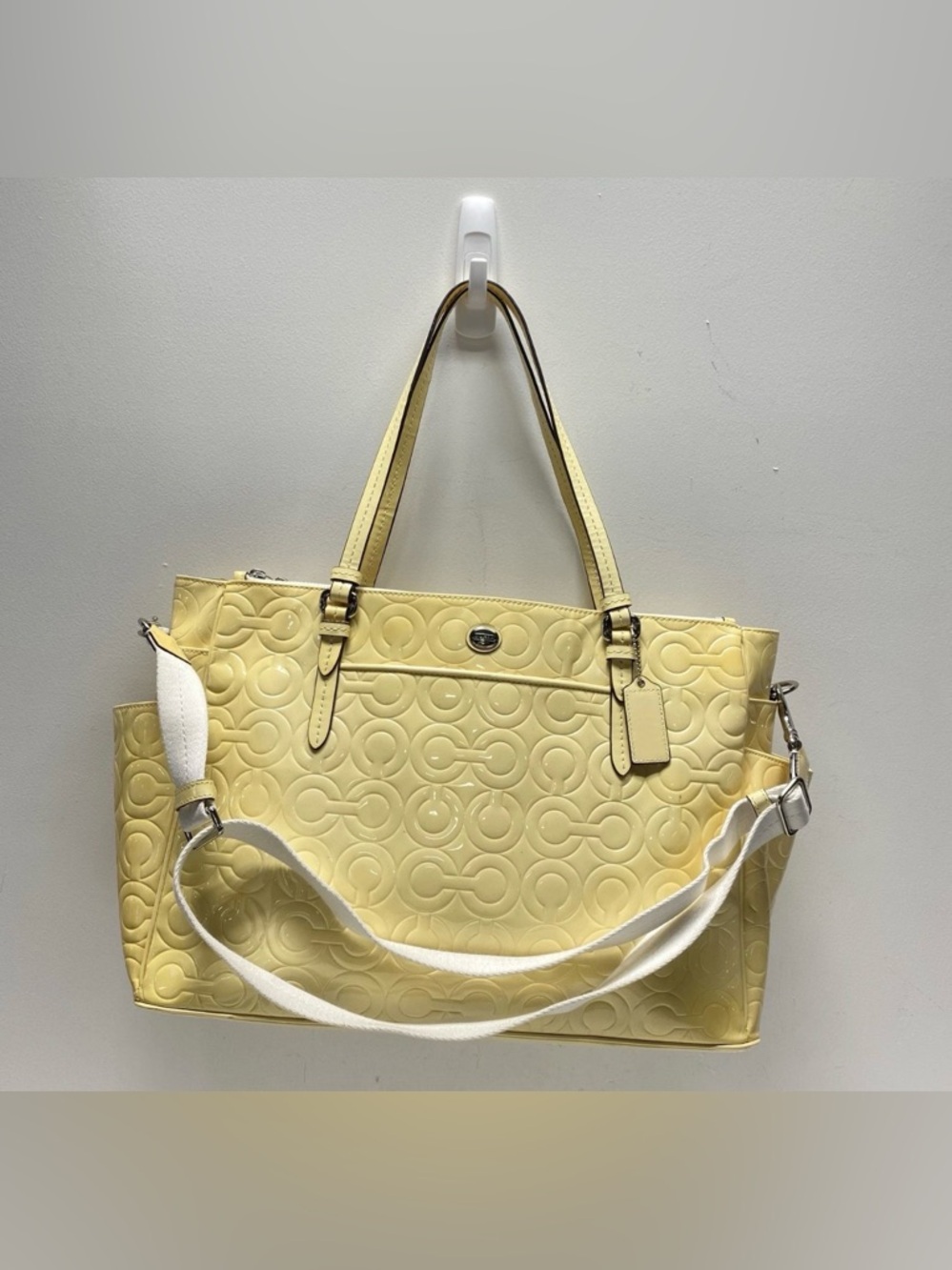 Coach Peyton Signature embossed patent leather diaper tote bag EUC- Project Bag - Picture 2 of 13